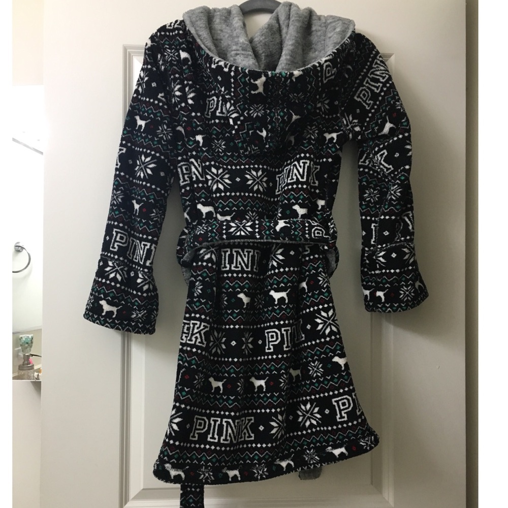 Victoria’s Secret Robe - Picture 2 of 3